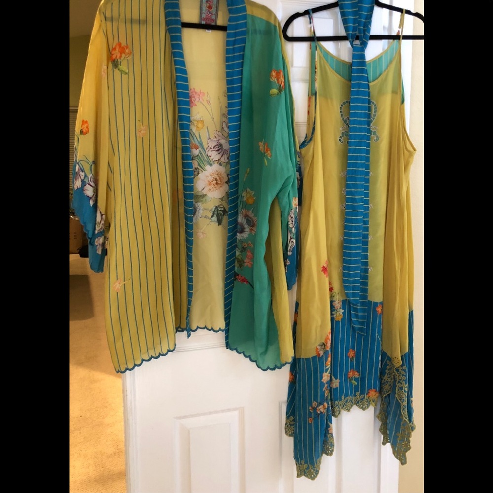 Gorgeous 2 pc dress with matching jacket and belt